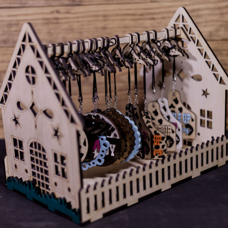 Charm Display House